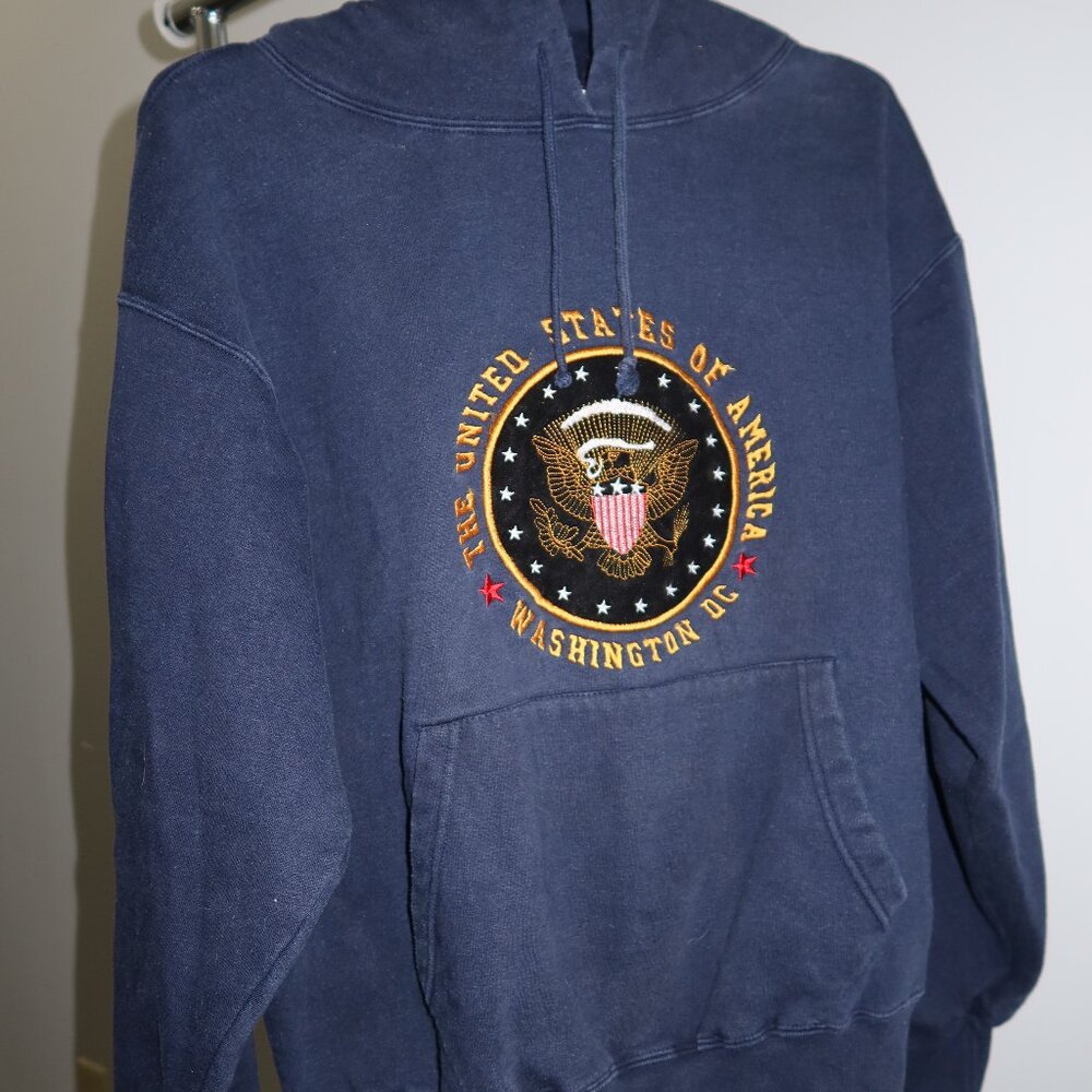 Vintage Embroidered Hoodie‎
